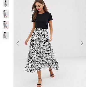 Abstract print midi skirt